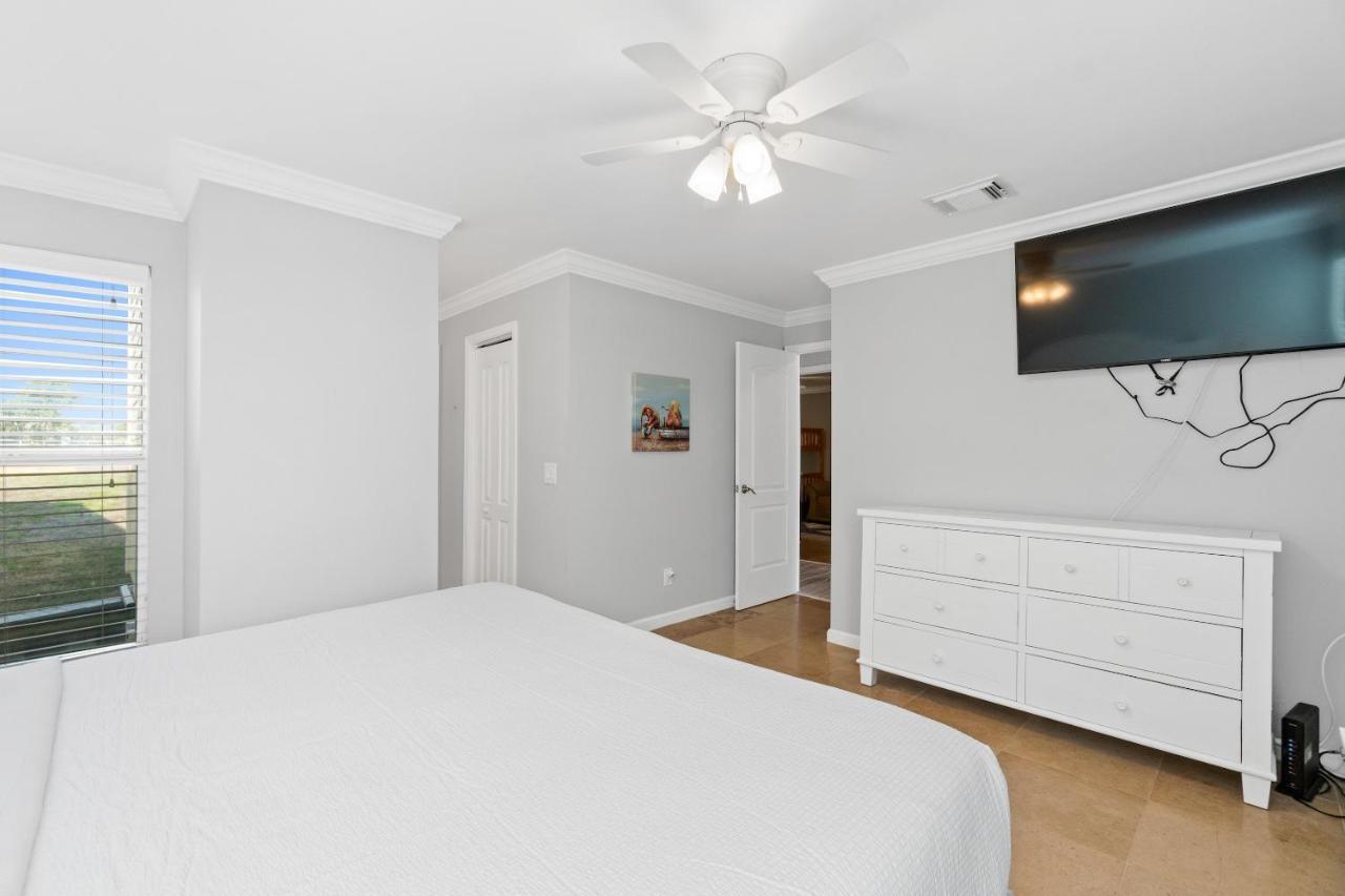 Harbur Arms - Pet Friendly Apartment Panama City Beach Bagian luar foto
